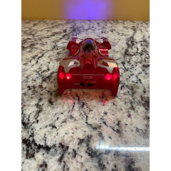 Remote Control Wall Climbing Car Set With Dual Controllers USB Charger Red Blue - Picture 4 of 7